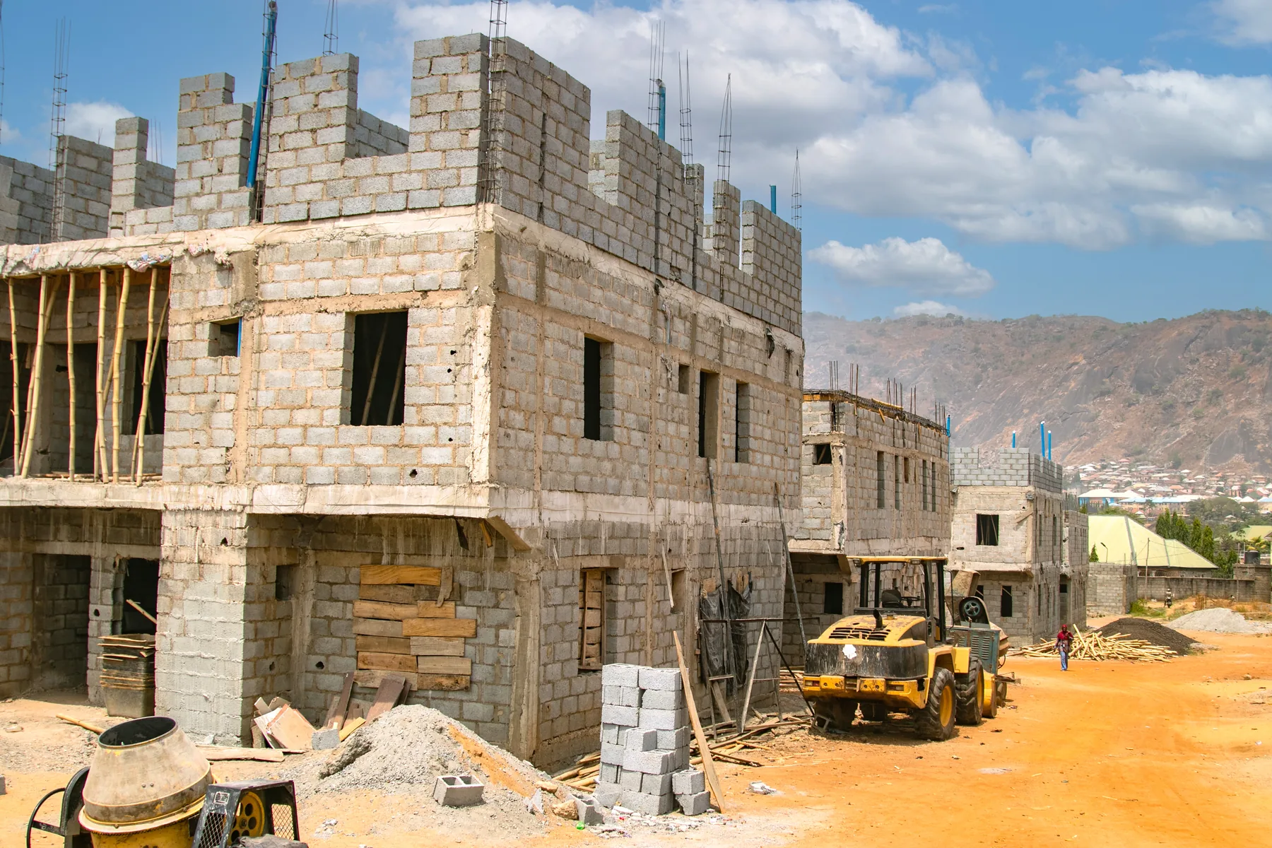 Syrol Homes residential construction progress showing active blockwork